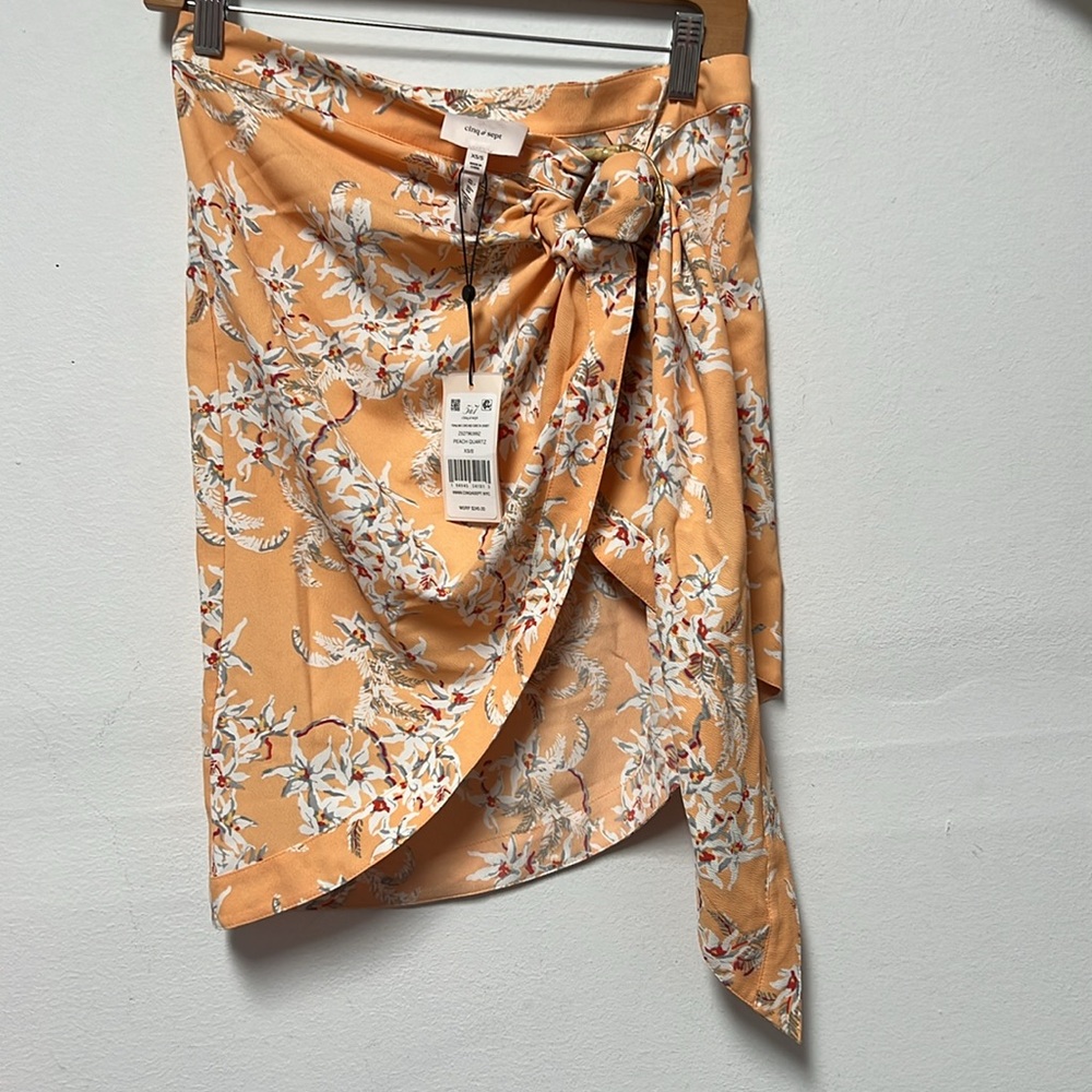 Cinq à Sept Trailing Orchid Greta skirt cover up size XS NWT - Picture 4 of 9